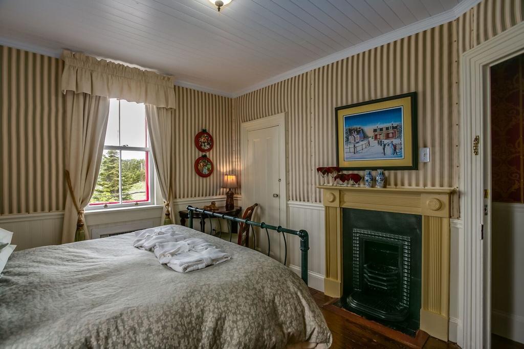 George House Heritage Bed And Breakfast Dildo Екстериор снимка