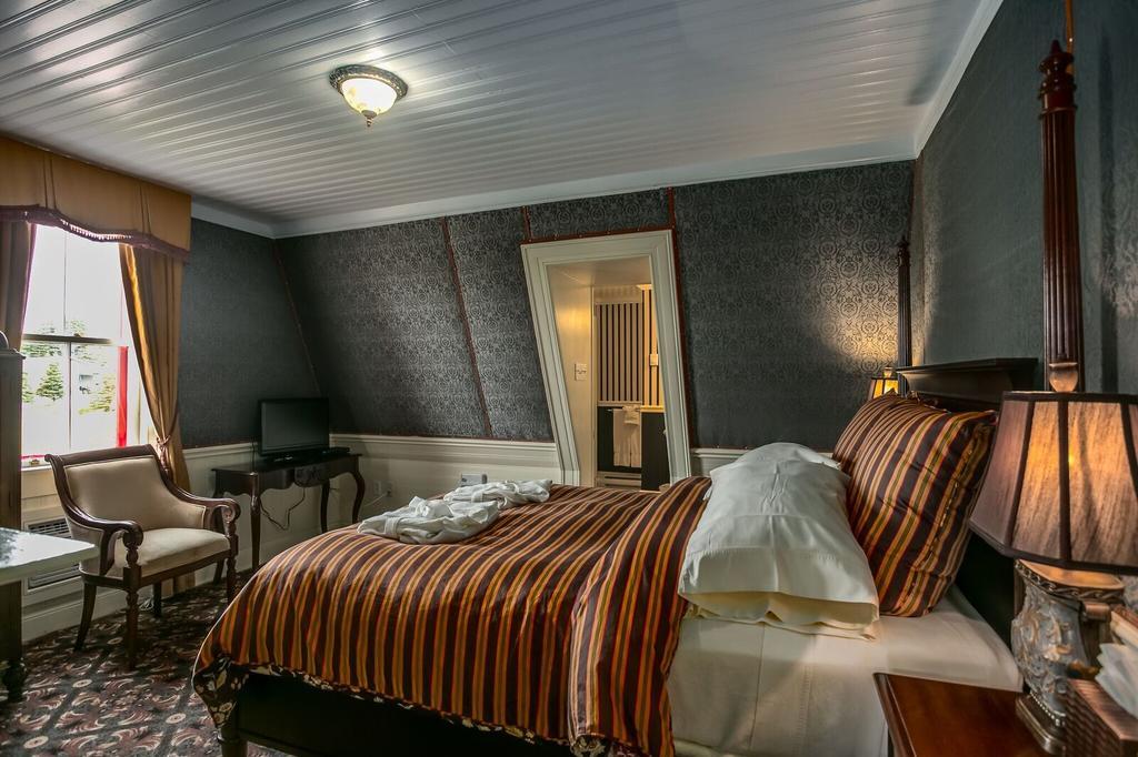 George House Heritage Bed And Breakfast Dildo Екстериор снимка
