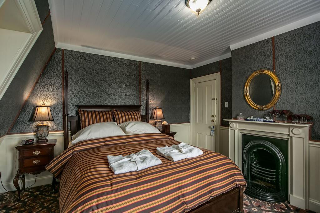 George House Heritage Bed And Breakfast Dildo Екстериор снимка