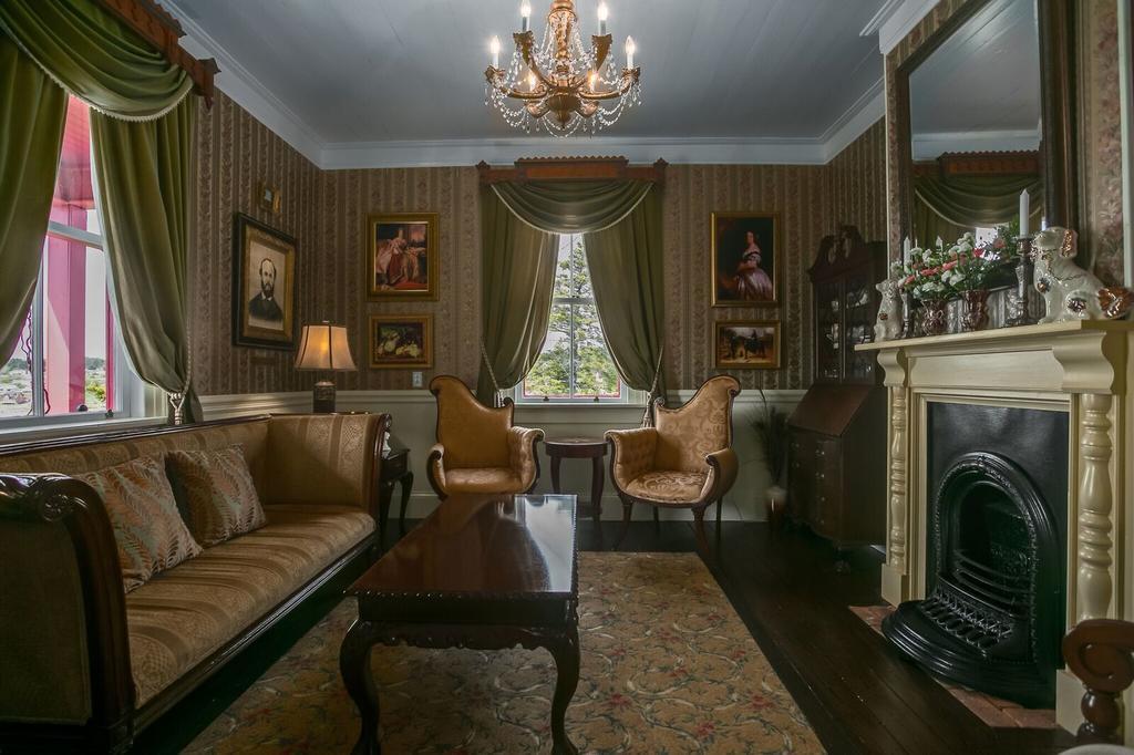 George House Heritage Bed And Breakfast Dildo Екстериор снимка