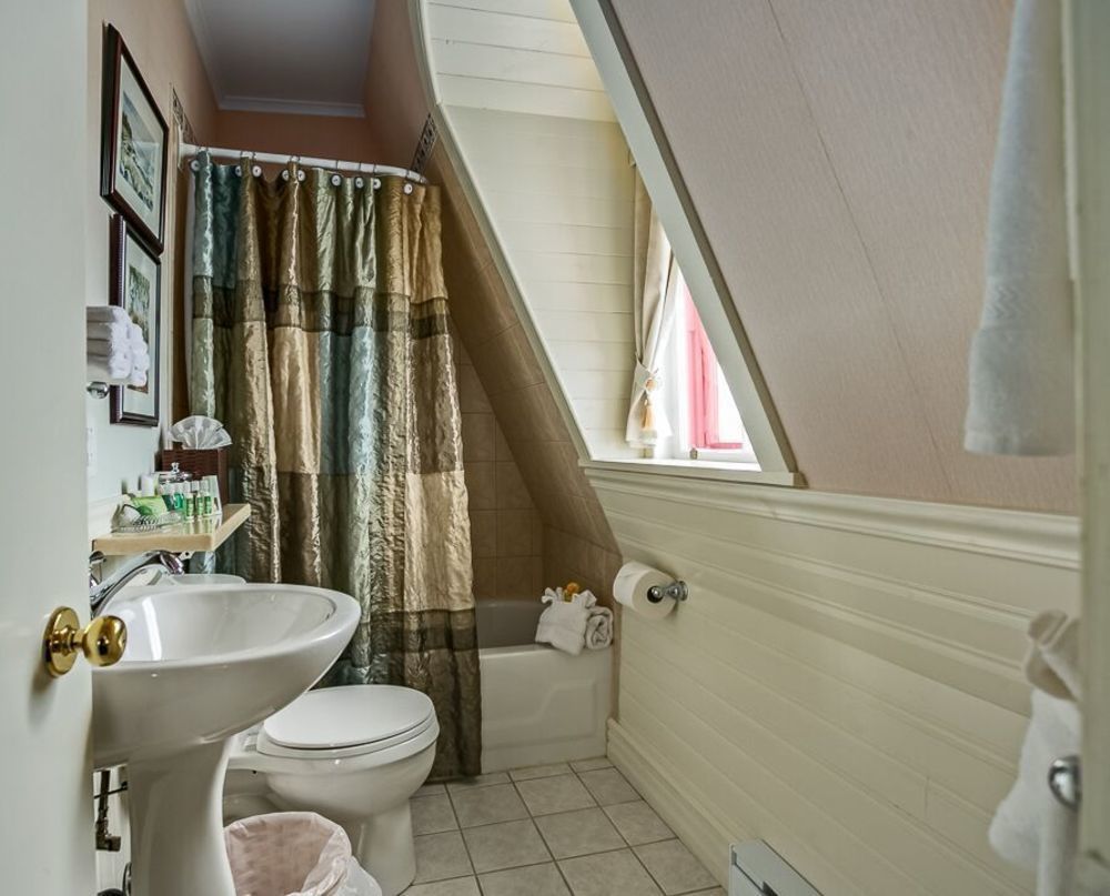 George House Heritage Bed And Breakfast Dildo Екстериор снимка
